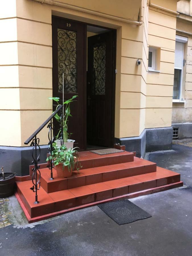 Romantik Eko Apartment Lvov Exteriér fotografie